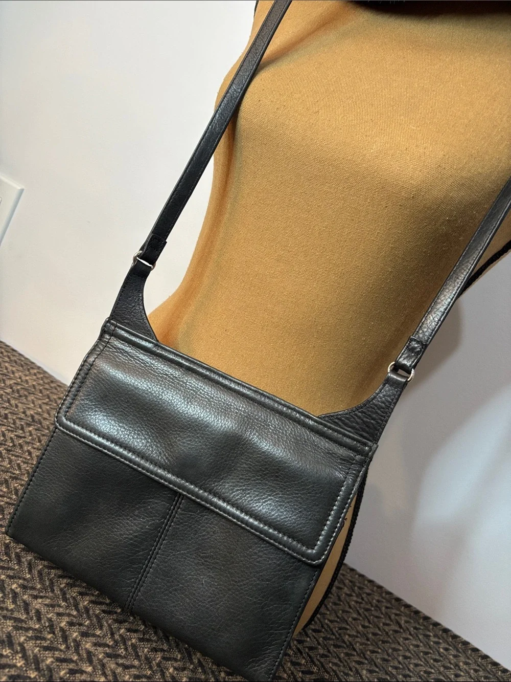 Fossil Black Leather Crossbody Messenger Bag